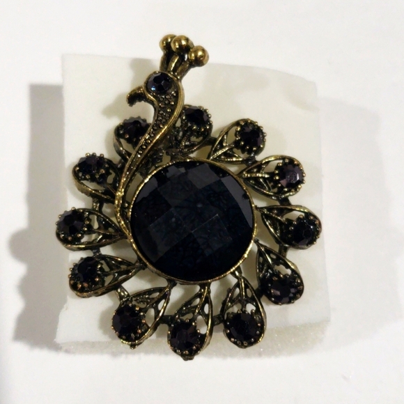 Vintage Peacock Ring – Black Gemstones & Center Stone – Adjustable Women Jewelry - Picture 5 of 9